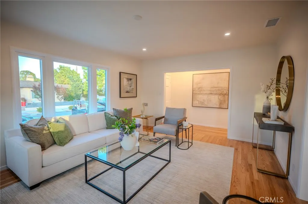 Additional image 15 of 1141 N Lima Street, Burbank, CA 91505
