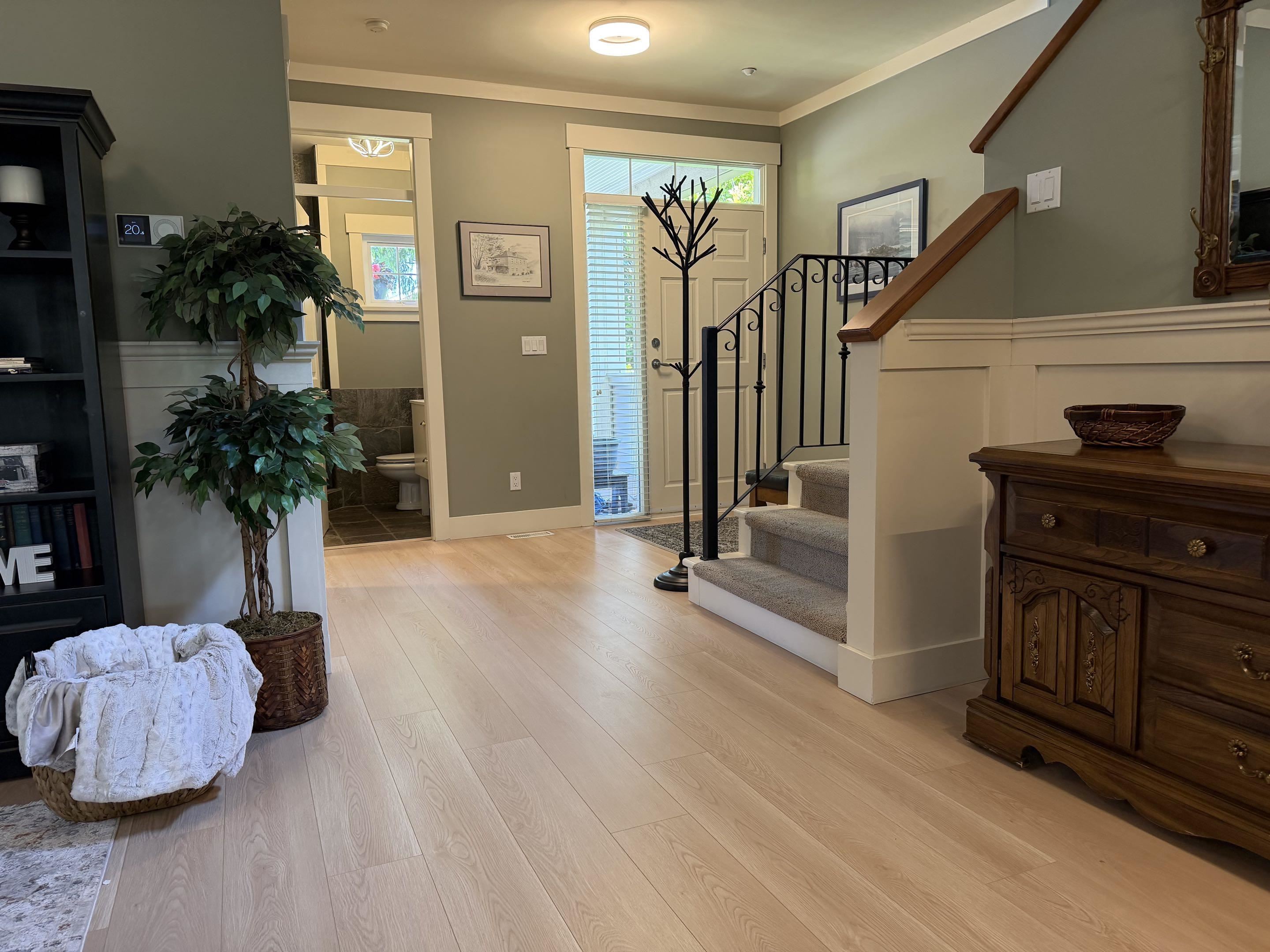 Additional image 3 of 15556 Goggs Avenue, White Rock, BC, V4B 2N6