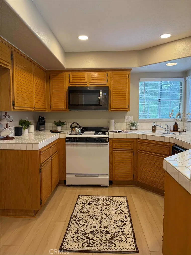 Additional image 24 of 655 S Glenhurst Dr, Anaheim, CA 92808