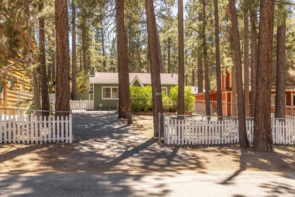 Additional image 43 of 336 E Mojave Blvd, Big Bear, CA 92314