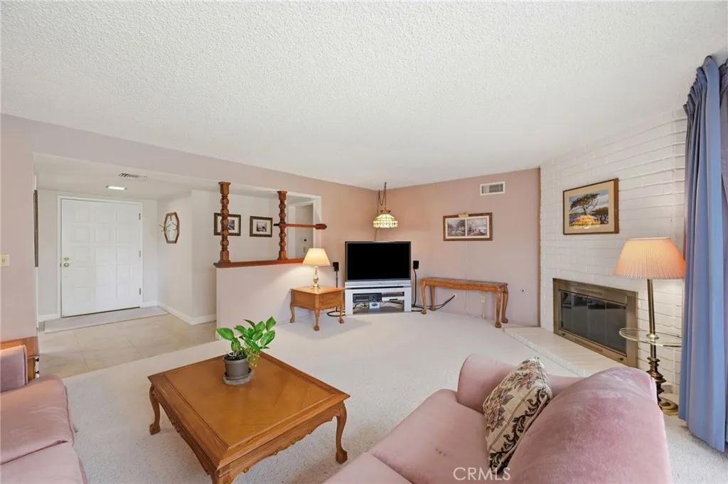 Additional image 6 of 10400 Hanna Avenue, Chatsworth, CA 91311