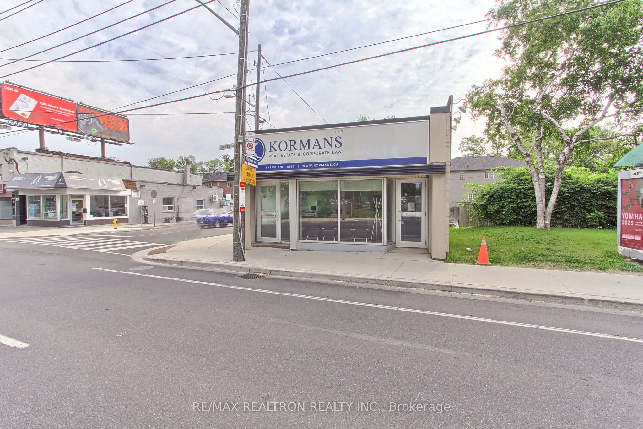 Main Floor-3173 Bathurst Street, Toronto, ON, M6A 2B1