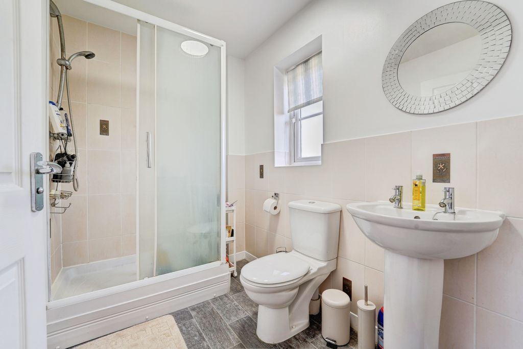 Additional image 22 of 5 bed detached house for saleMaskell Drive, Bedford MK41