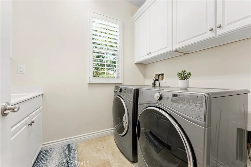 Additional image 38 of 51 Stanza, Irvine, CA 92620
