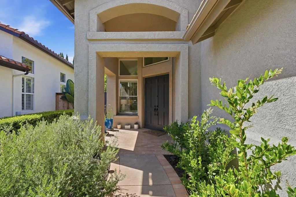 Additional image 2 of 4939 Riding Ridge Road, San Diego, CA 92130