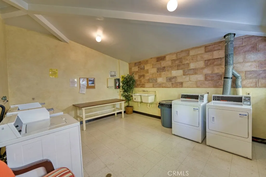 4201 Topanga Canyon Blvd Unit 106, Woodland Hills, CA 91364