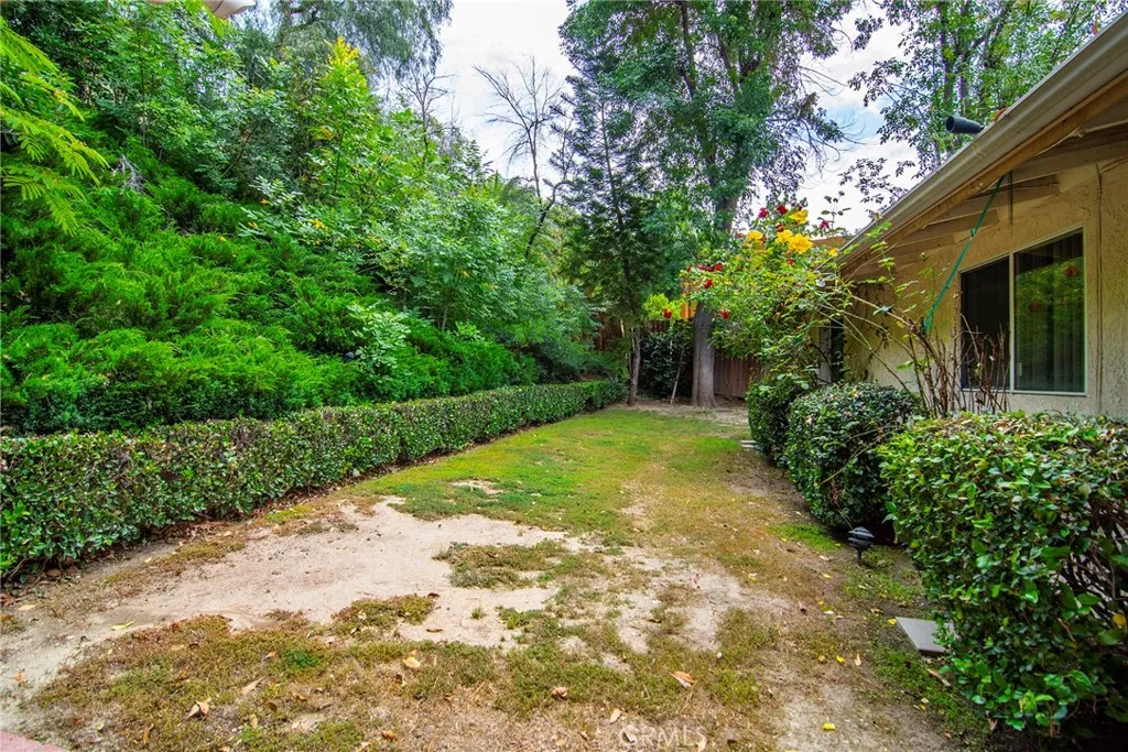 Additional image 14 of 20600 Clarendon St, Woodland Hills, CA 91367