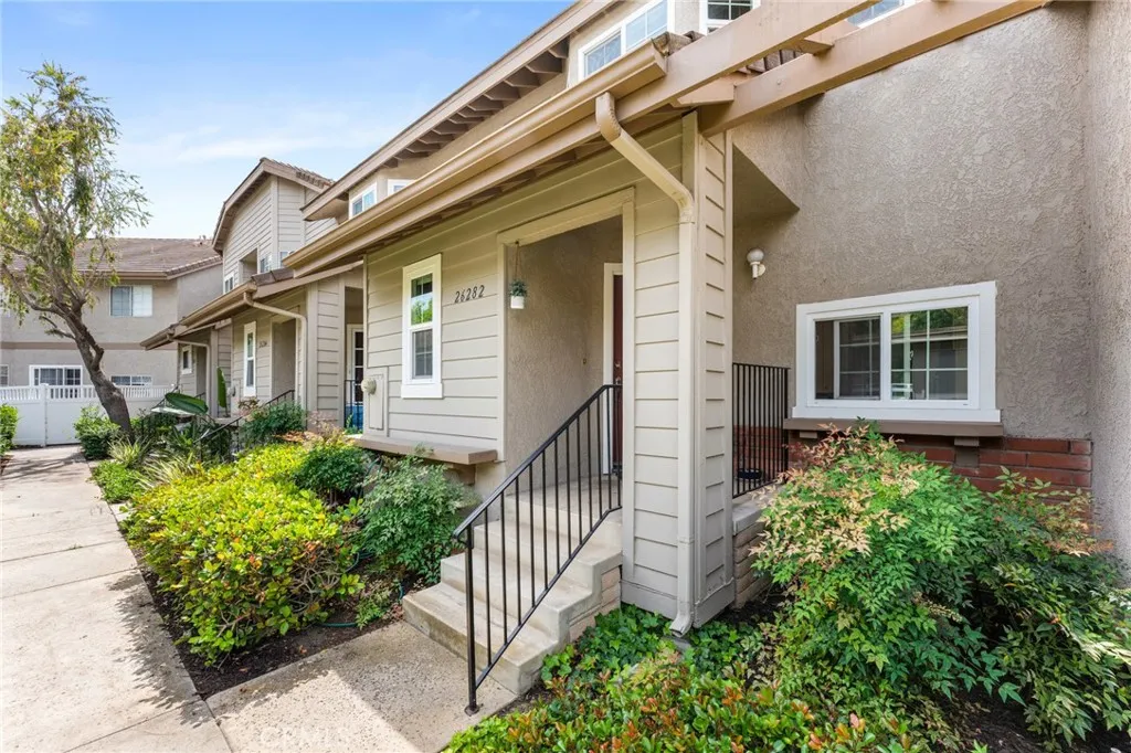 Additional image 2 of 26282 Hanover Ln, Laguna Hills, CA 92653