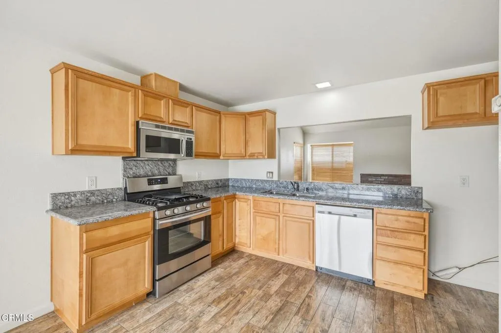Additional image 24 of 135 Surrey Way, Fillmore, CA 93015