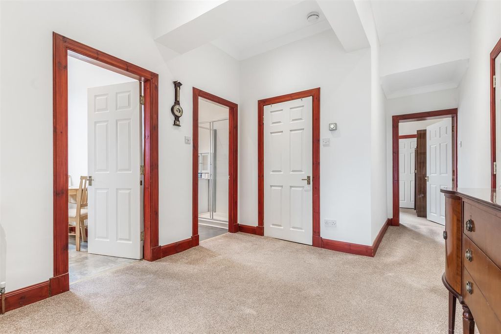 Additional image 21 of 2 bed flat for saleUnion Street, Greenock PA16