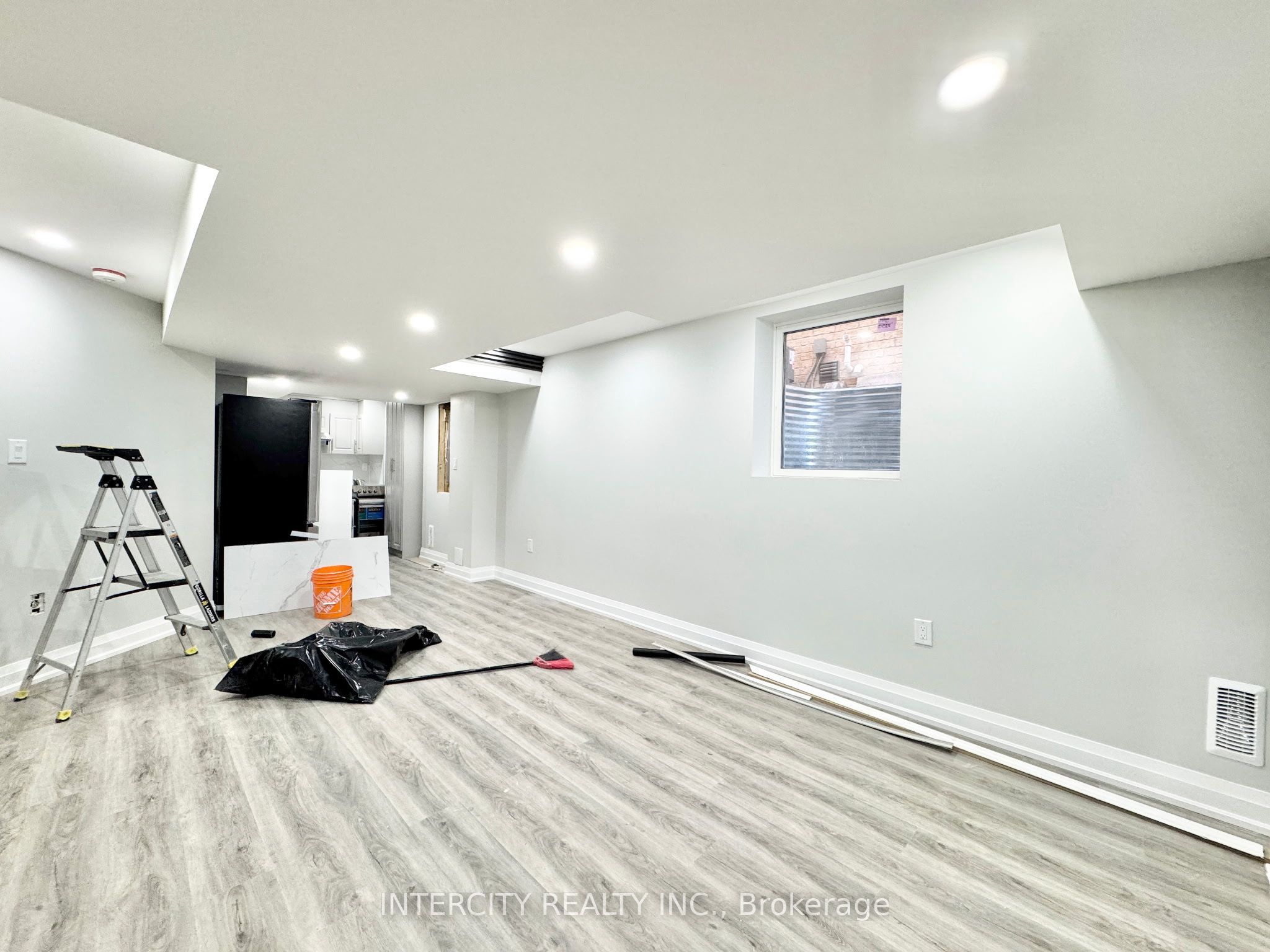 Additional image 6 of 299 Fleetwood Drive, Oshawa, ON, L1K 3E8