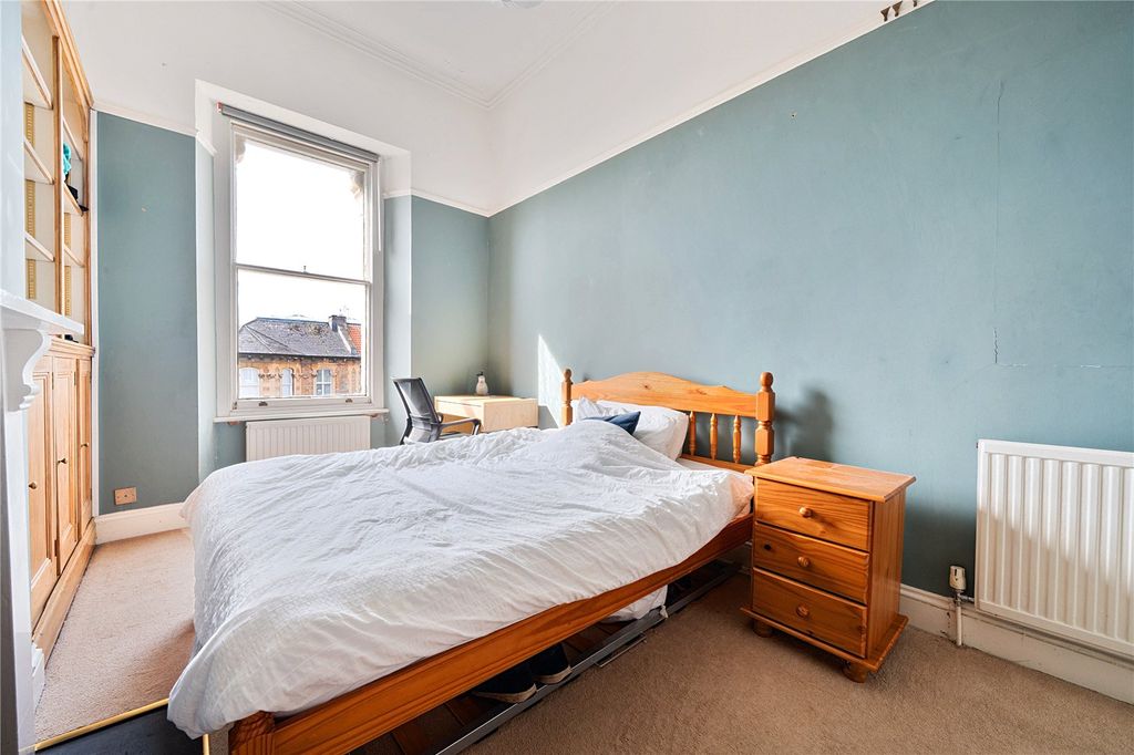 Additional image 2 of 3 bed maisonette for saleHughenden Road, Clifton, Bristol BS8