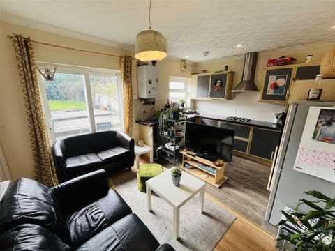 Wades Road, Filton BS34