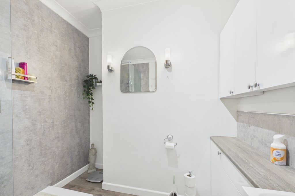 Additional image 11 of 3 bed flat for saleGloucester Road, Ross-On-Wye, Herefordshire HR9