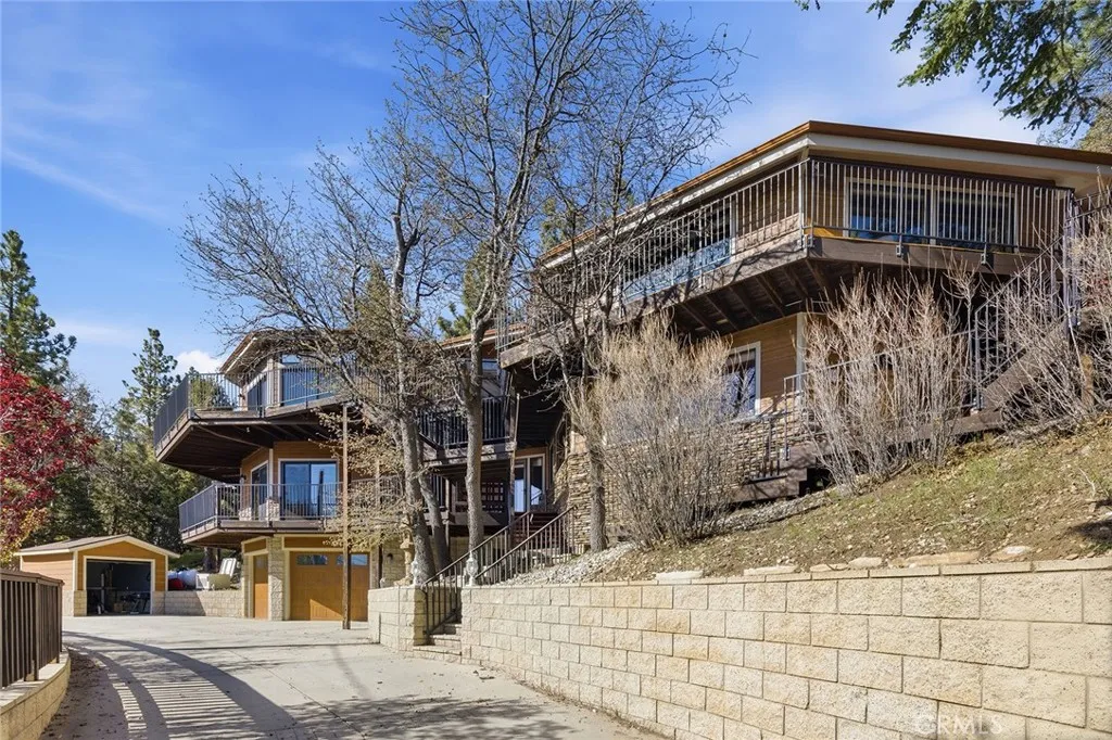 43686 Colusa Drive, Big Bear Lake, CA 92315