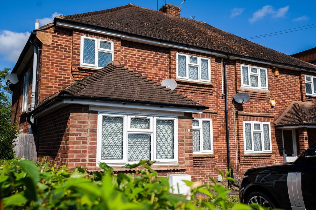 4 bed semi-detached house for saleWindsor Road, Slough, Berkshire SL1