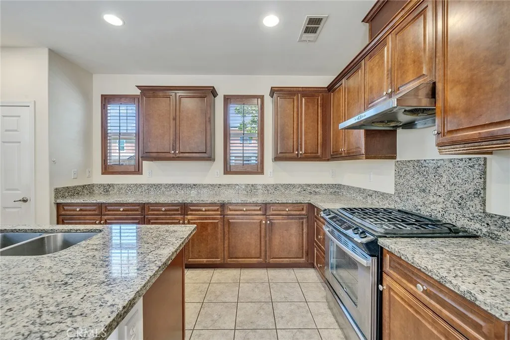 Additional image 92 of 2944 E Via Terrano, Ontario, CA 91764