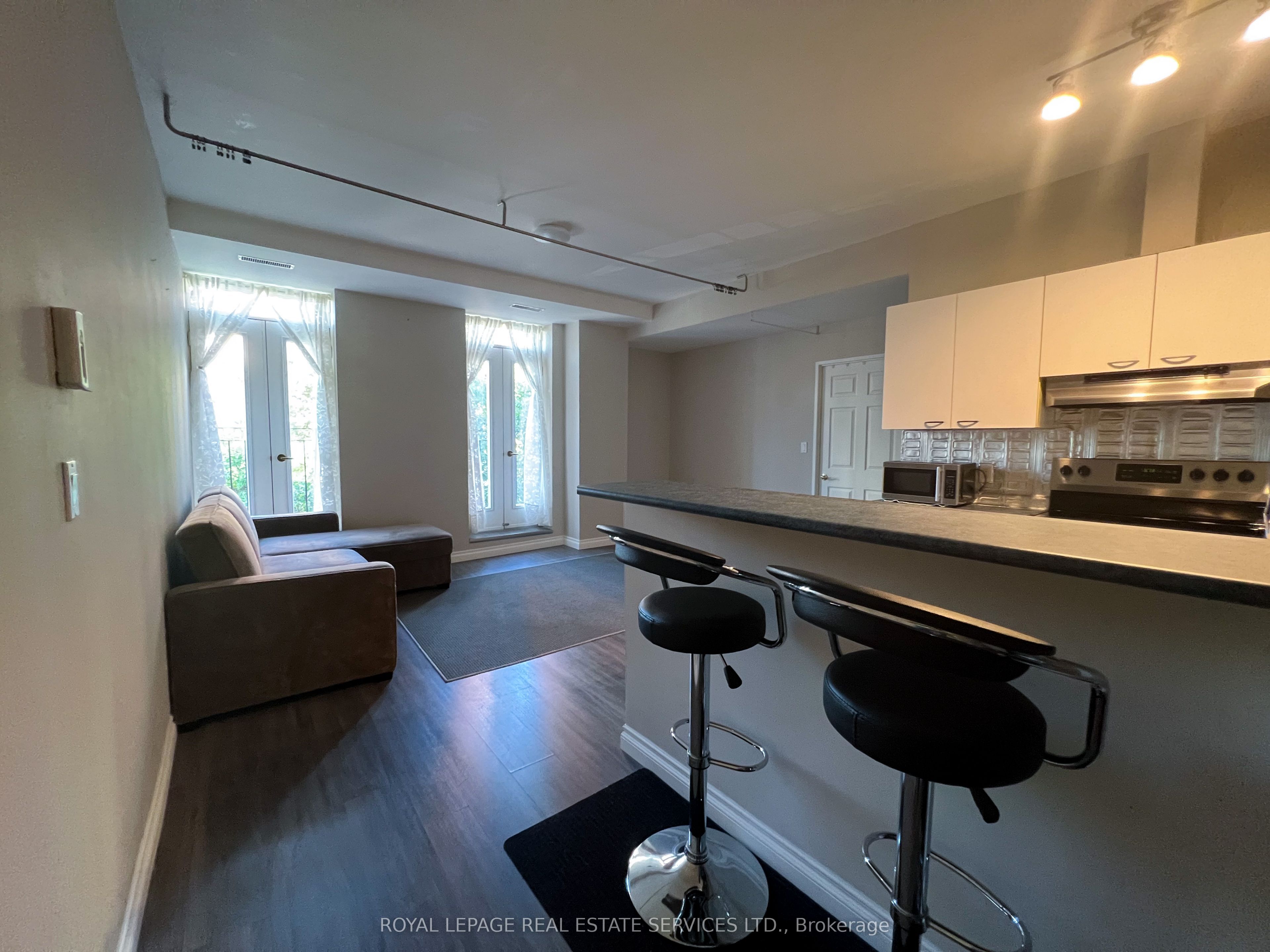 Additional image 2 of 302-135 Maitland Street, Toronto, ON, M4Y 1E5