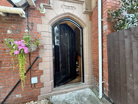 Brickwall Lane, Liverpool L29