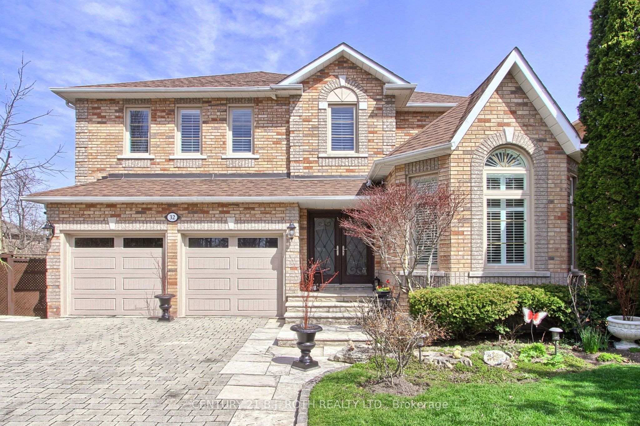 Additional image 2 of 32 Timber Valley Avenue, Richmond Hill, ON, L4E 3S6