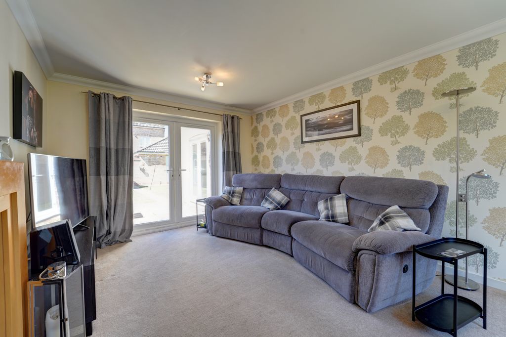 Additional image 11 of 5 bed detached house for saleMaskell Drive, Bedford MK41