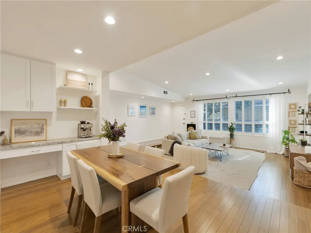 Additional image 3 of 12803 Bloomfield St Unit 2, Studio City, CA 91604