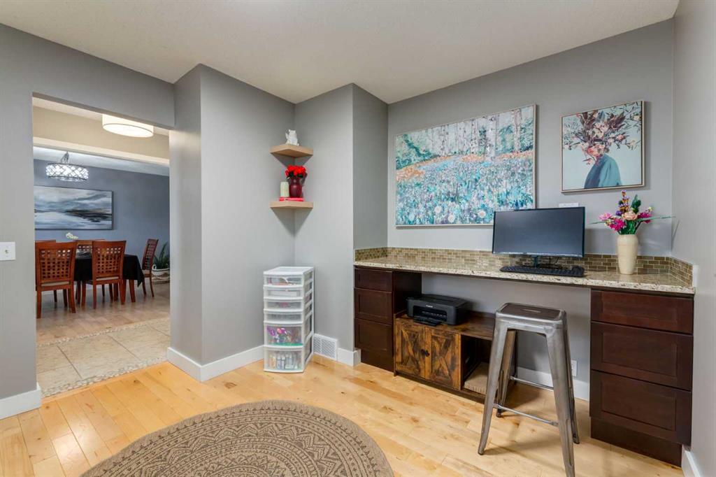 Additional image 6 of 16 Prestwick Road SE, Calgary, AB, T2Z 3M2