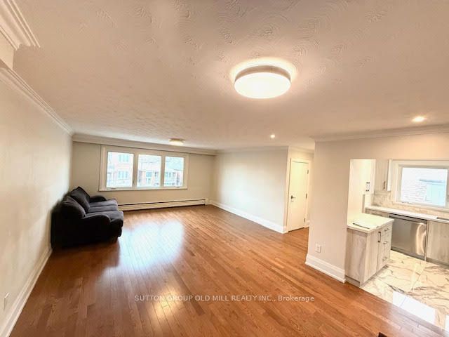 Additional image 6 of 25 Donald Avenue, Toronto, ON, M6M 1J9