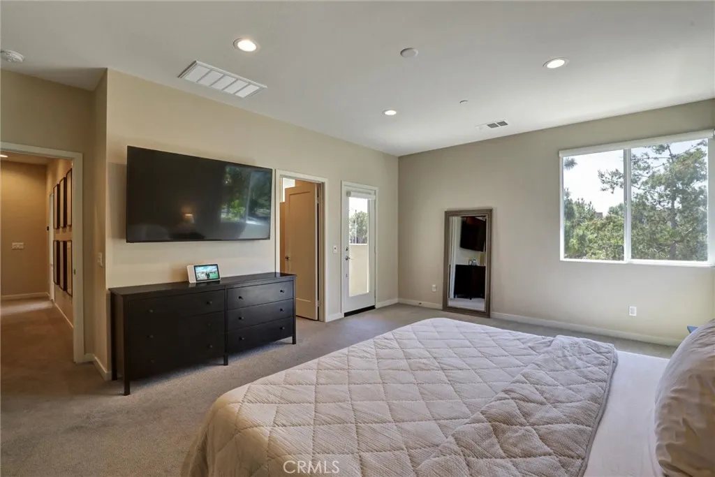Additional image 18 of 176 Novel, Irvine, CA 92618
