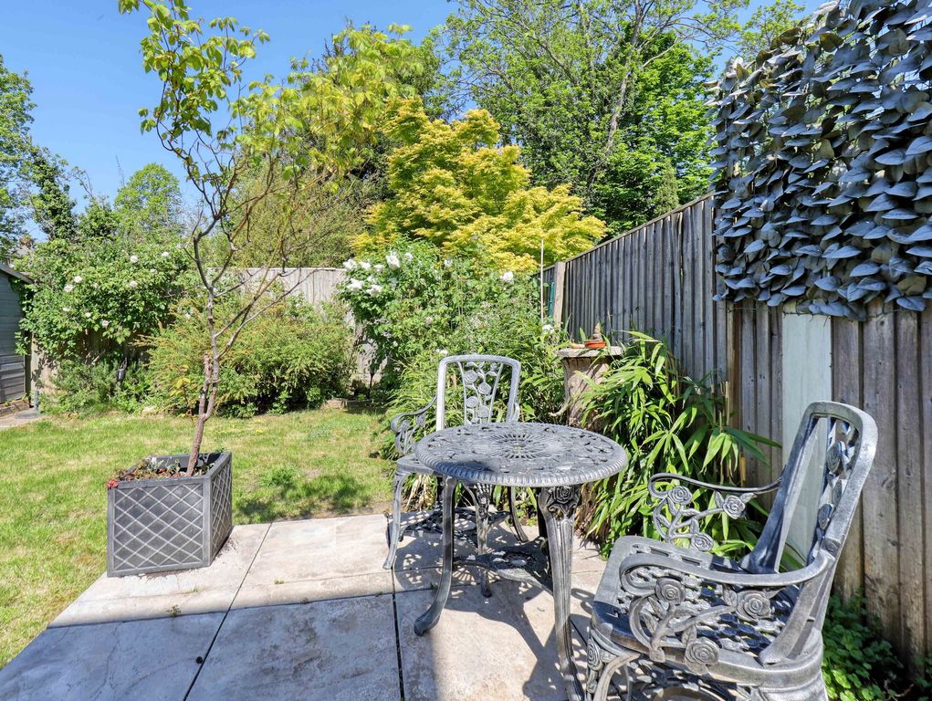 Additional image 10 of 4 bed semi-detached house for saleRay Park Road, Maidenhead SL6