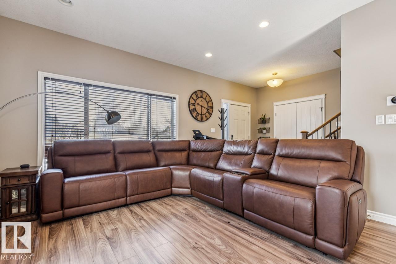 Additional image 4 of 12513 120 Avenue NW, Edmonton, AB, T5L2P8