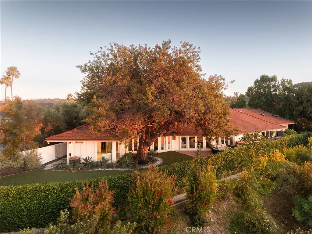 Additional image 96 of 4173 Regal Oak Dr, Encino, CA 91436