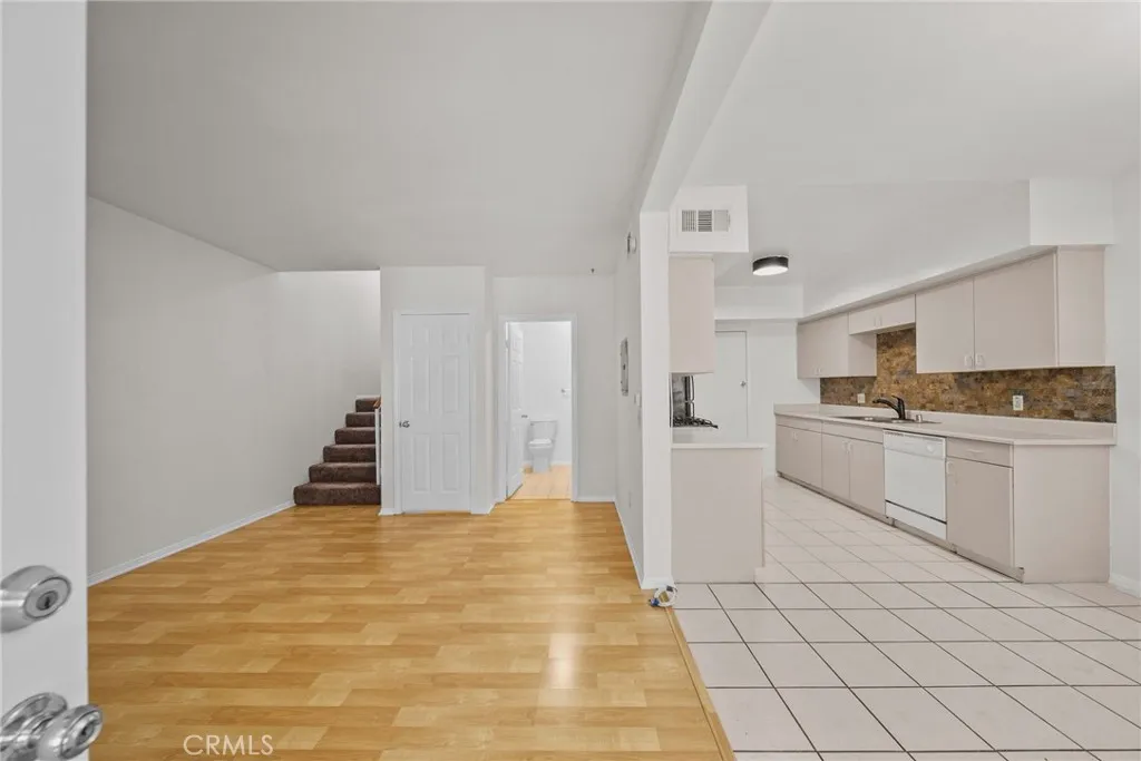 Additional image 45 of 11725 Lemay Street Unit 6, North Hollywood, CA 91606