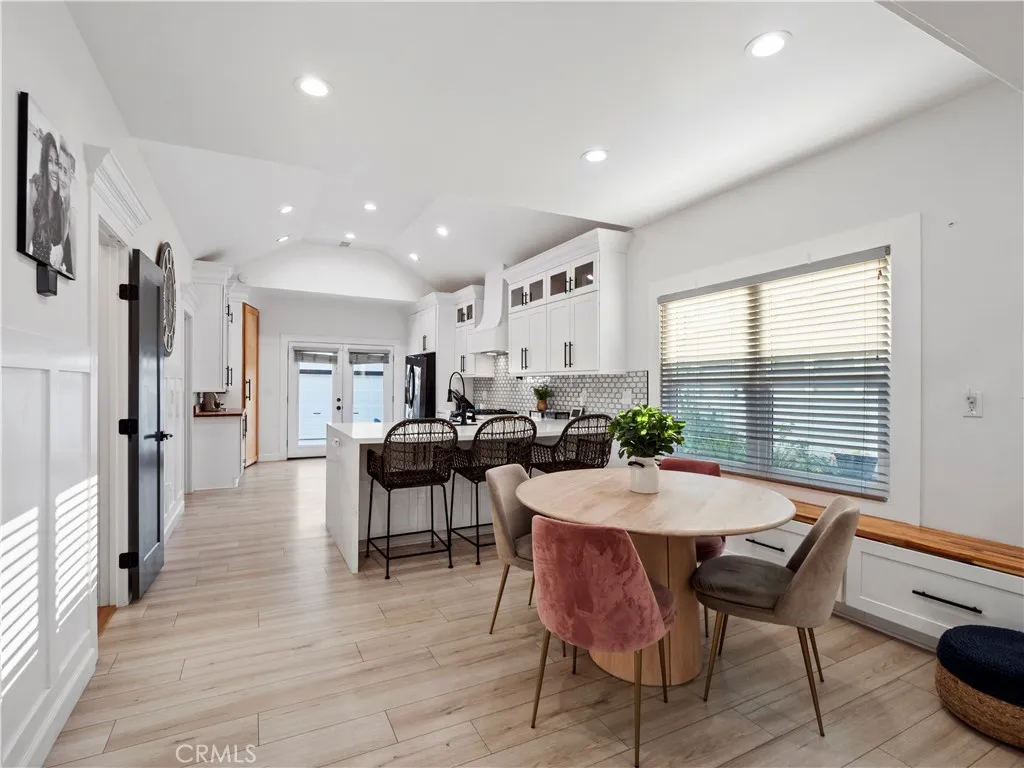 Additional image 6 of 2330 W 29th Place, Los Angeles, CA 90018