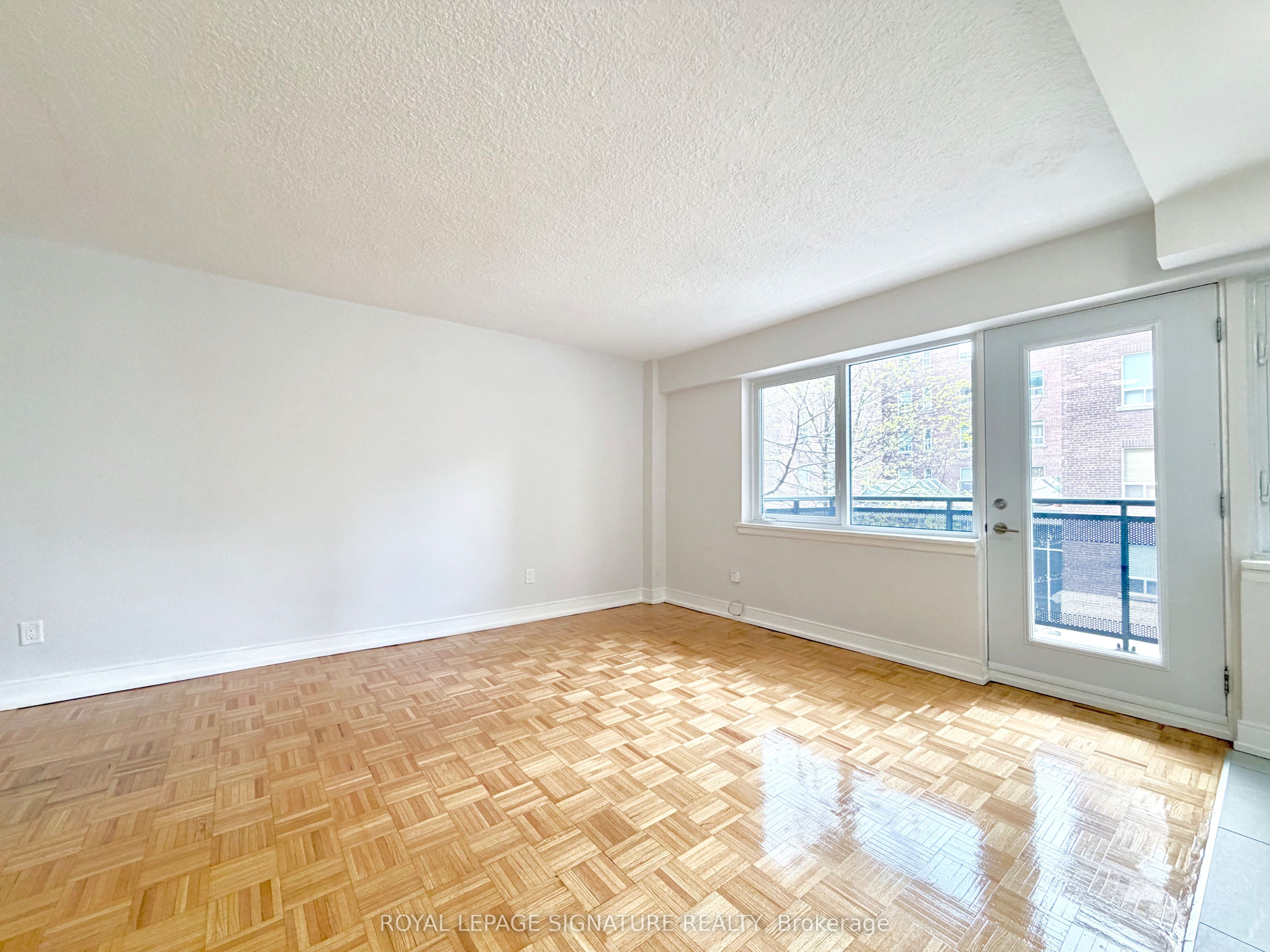 Additional image 6 of 203-95 Lawton Boulevard, Toronto, ON, M4V 1Z8