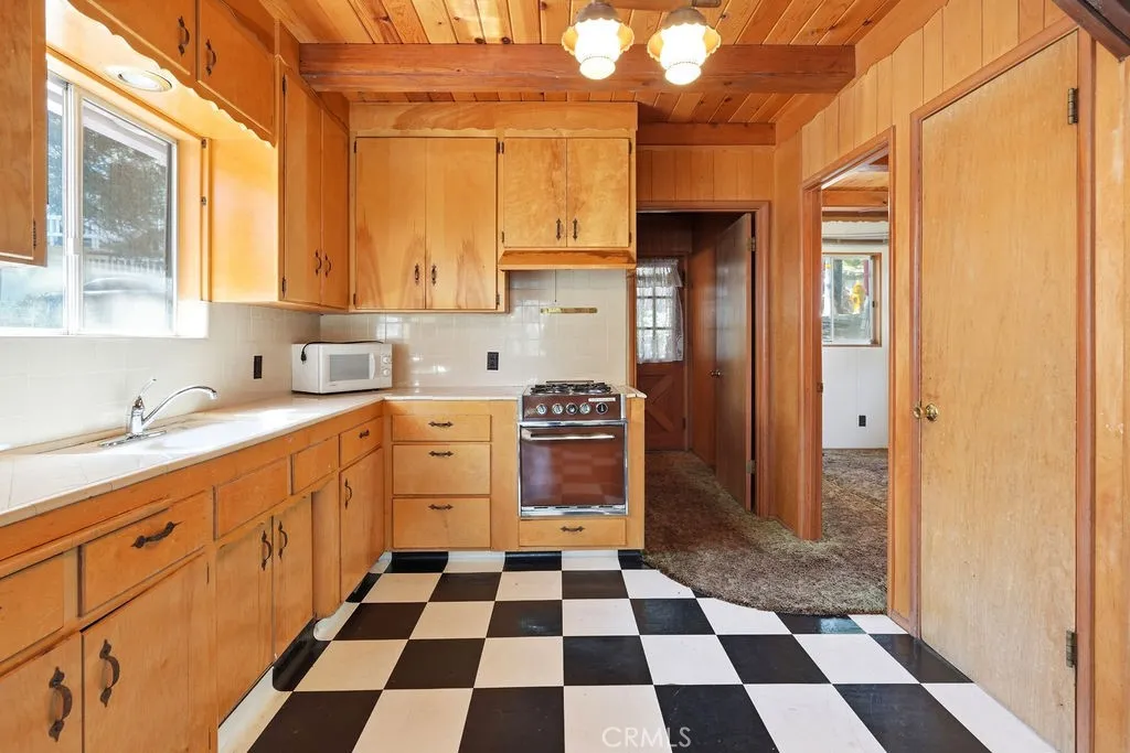 Additional image 24 of 26408 Lake Forest Drive, Twin Peaks, CA 92391