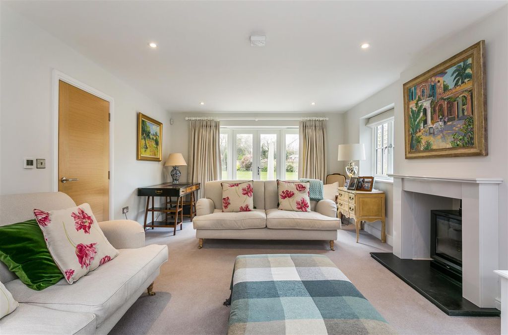Additional image 6 of 3 bed detached house for saleCherry Garden Lane, Maidenhead SL6
