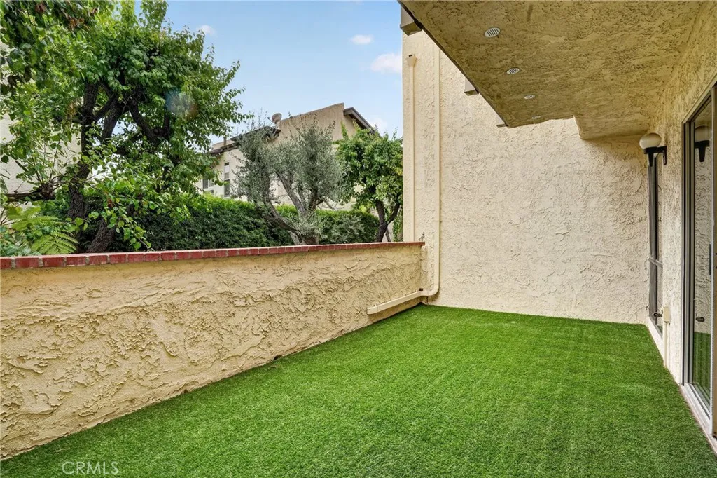 5267 Coldwater Canyon Ave Unit B, Sherman Oaks, CA 91401 photo 5