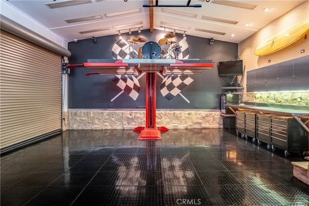 Additional image 134 of 1029 E Acacia Ave, El Segundo, CA 90245