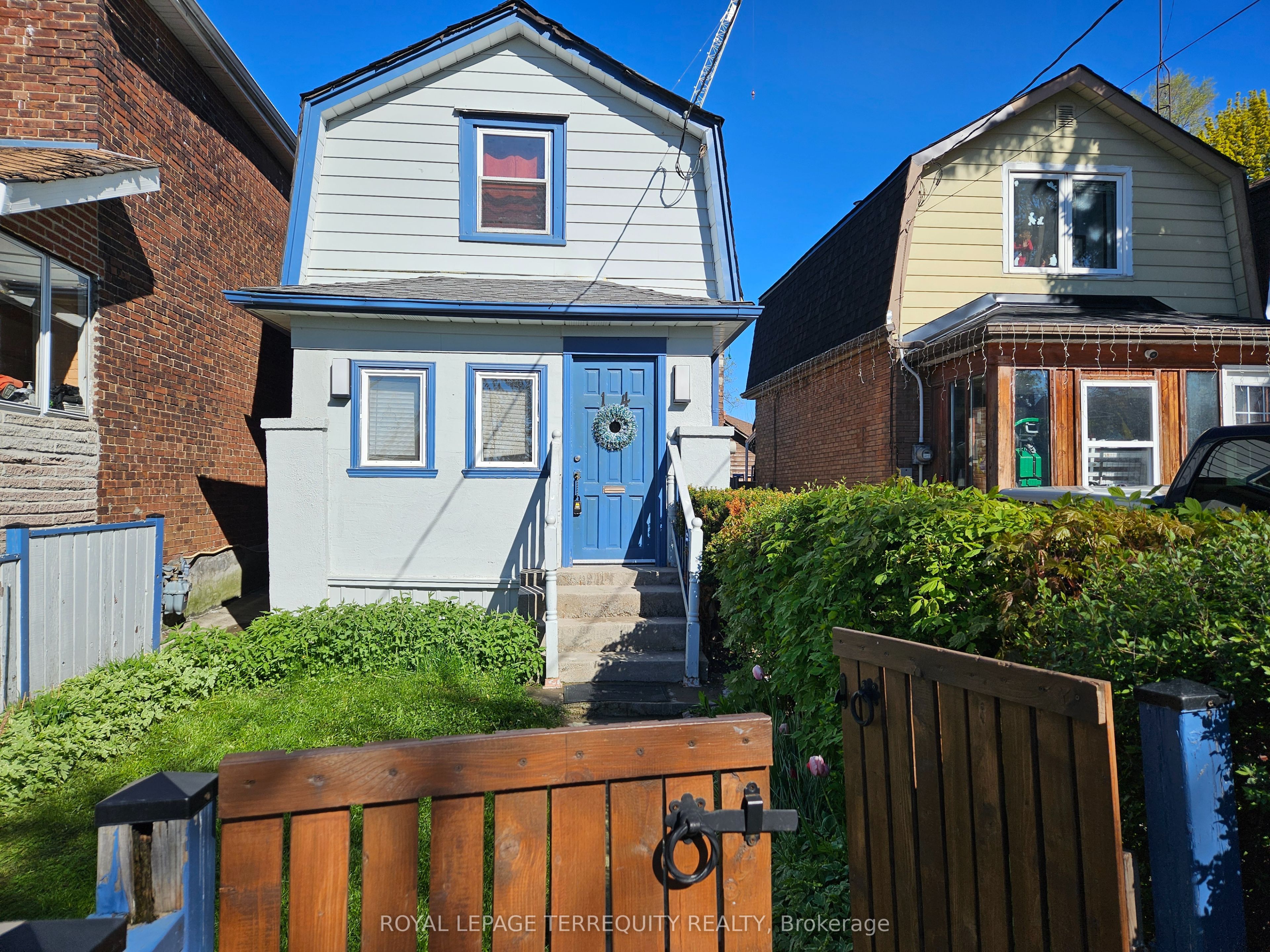 14 Hollis Street, Toronto, ON, M6M 4M9