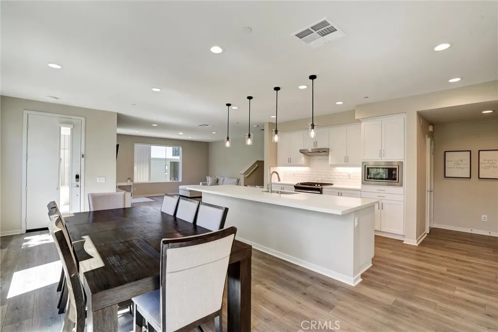 Additional image 37 of 176 Novel, Irvine, CA 92618