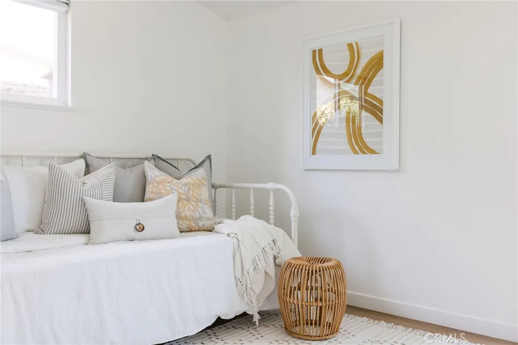 Additional image 29 of 2566 Oxford Ln, Costa Mesa, CA 92626