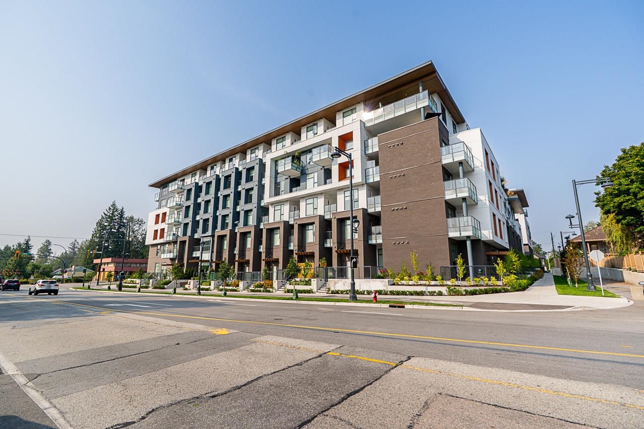 Additional image 3 of E201-10829 140 Street, Surrey, BC, V3R 0H4
