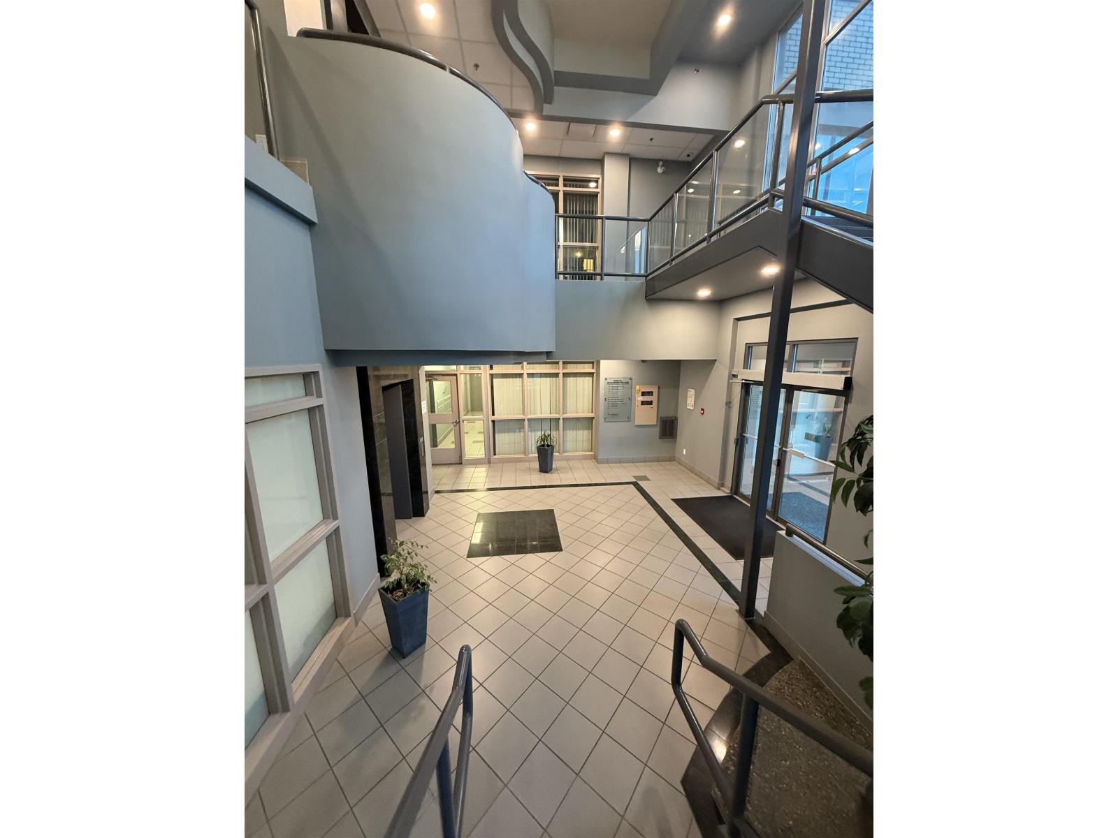 Additional image 5 of 205-2692 Clearbrook Road, Abbotsford, BC, V2T2Y8