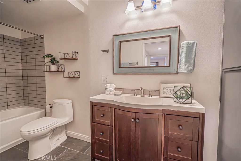 Additional image 8 of 1342 E Hillcrest Dr Unit 17, Thousand Oaks, CA 91362