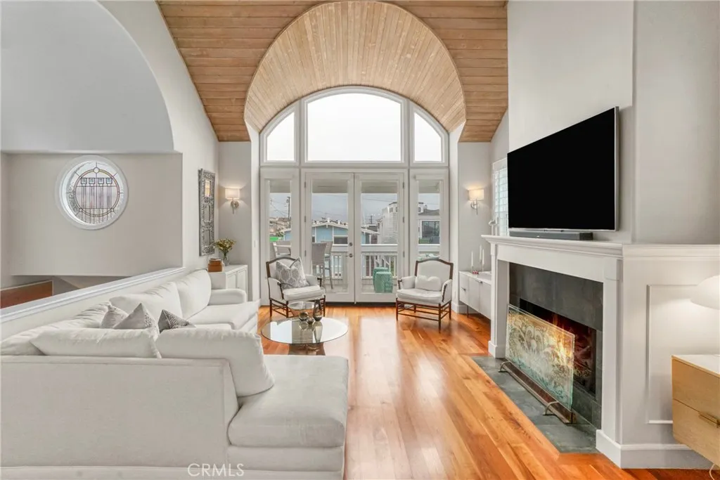 Additional image 8 of 135 33rd, Hermosa Beach, CA 90254