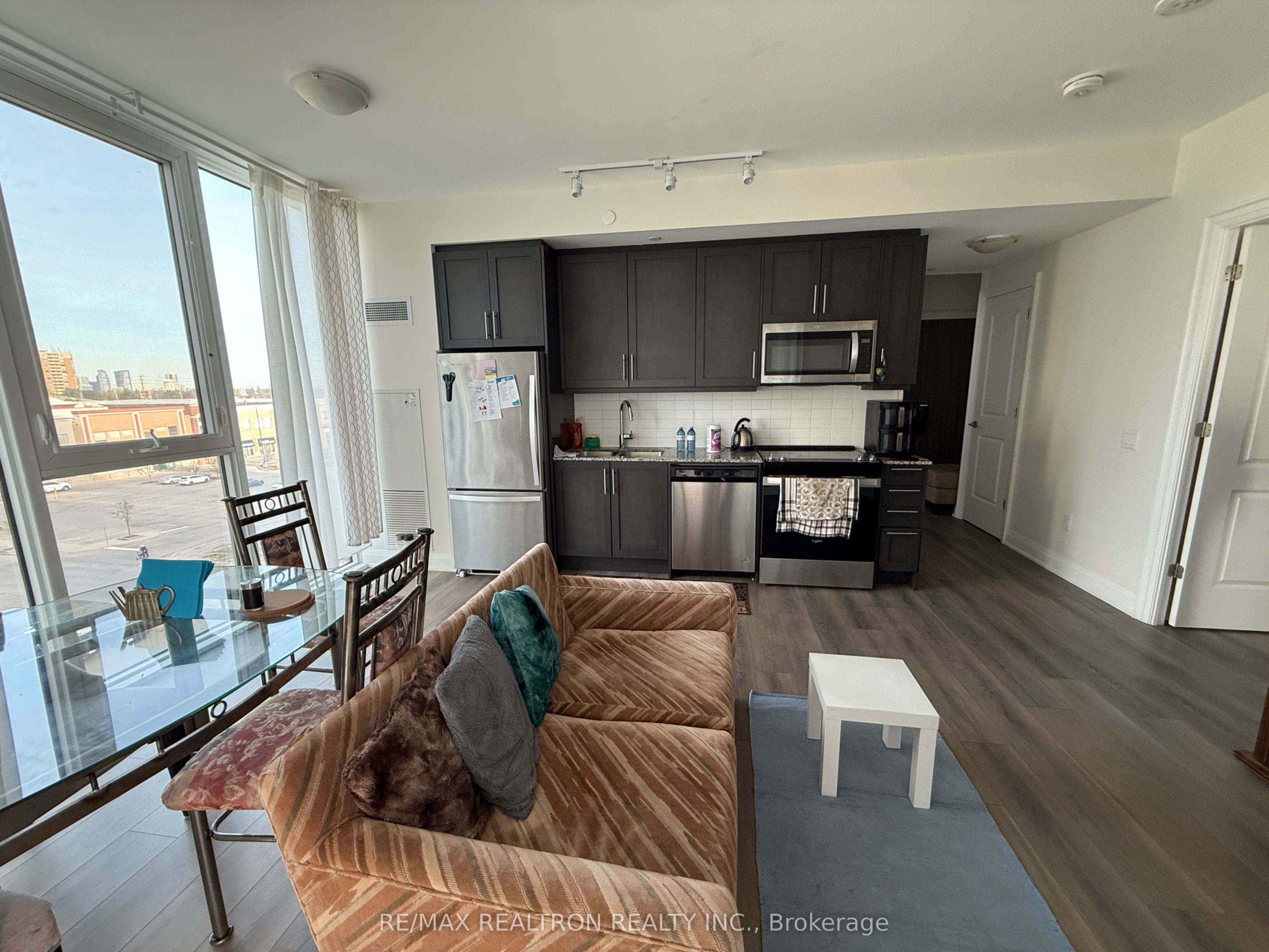 Additional image 3 of 602-20 Gatineau Drive, Vaughan, ON, L4J 0L3