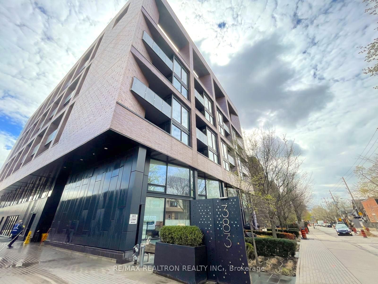 Additional image 2 of 420-383 Sorauren Avenue, Toronto, ON, M6R 0A4