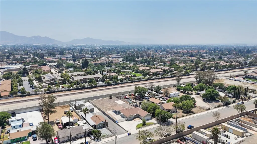 Additional image 109 of 16397 Orange Way, Fontana, CA 92335