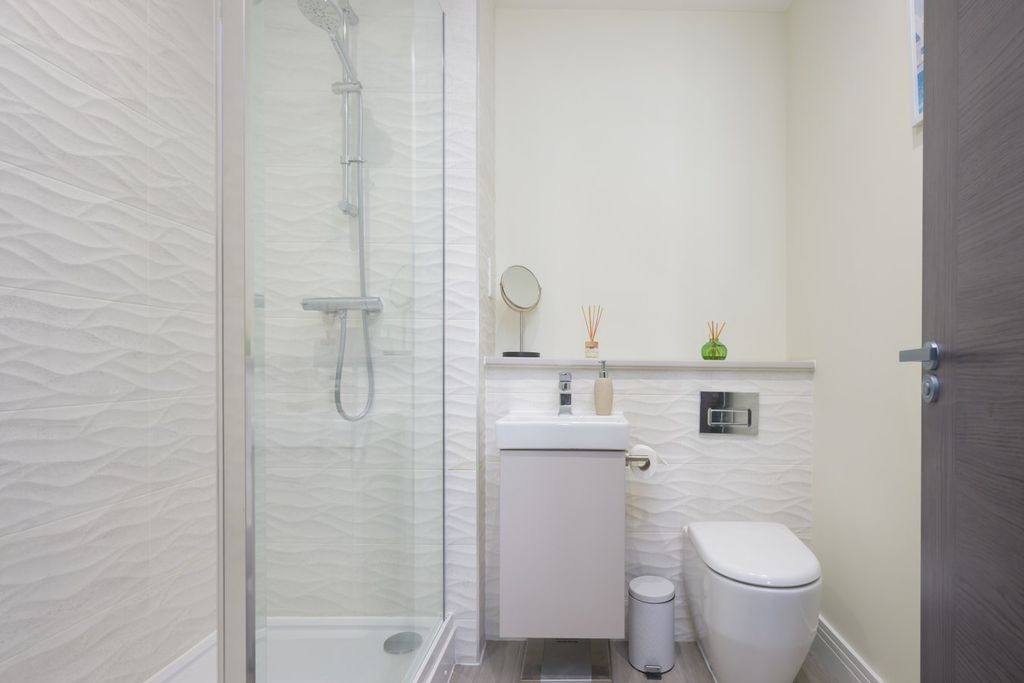 Additional image 18 of 2 bed flat for saleJardine Avenue, Falkirk FK2